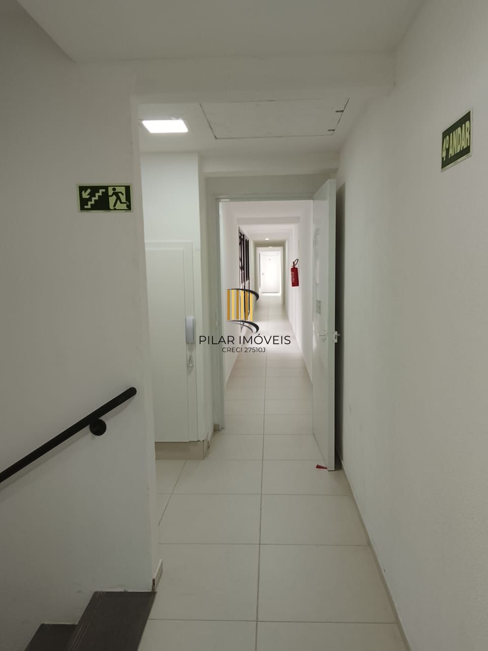 DUPLEX 1D NA CIDADE BAIXA MEZANINO COM CLOSET