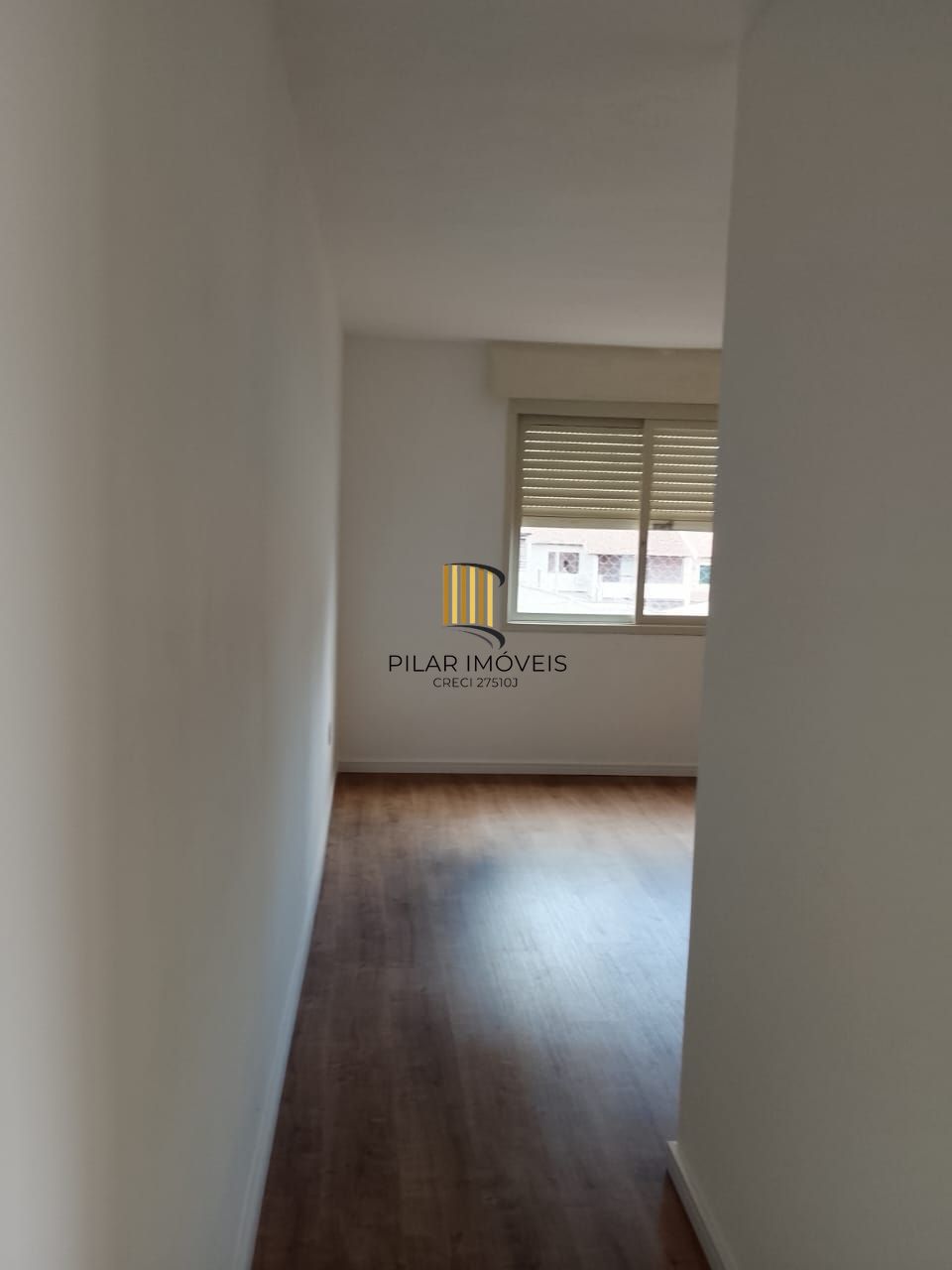 Excelente apto 2 dormitório recém reformado, vaga coberta e fechada - Vila Ipiranga