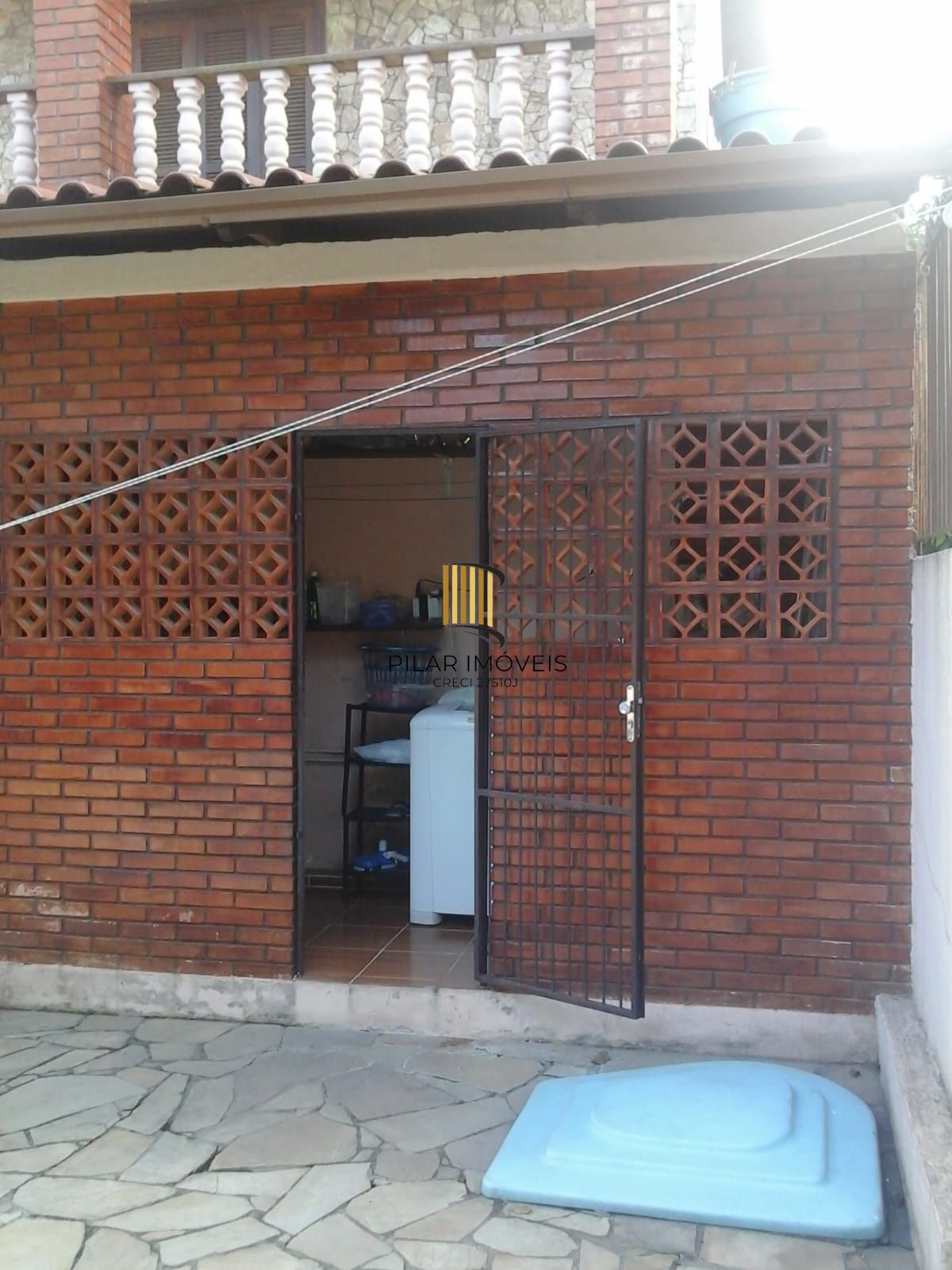 Casa 2 pisos com piscina e hidromassagem