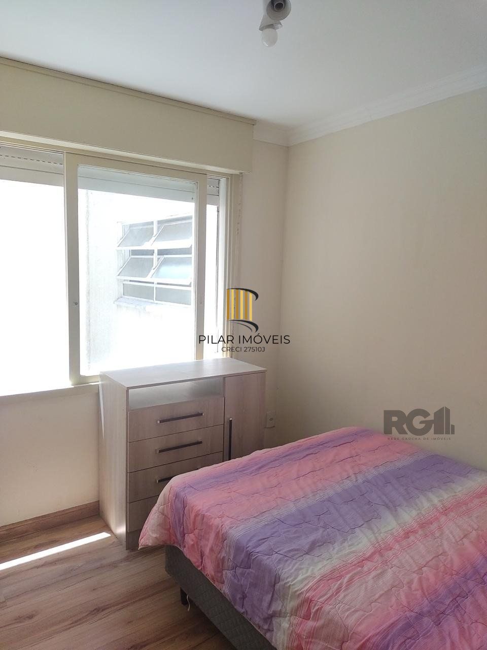 Compre 1 dormitório,  banheiro social, área privativa de 50.45m²,Cidade Baixa