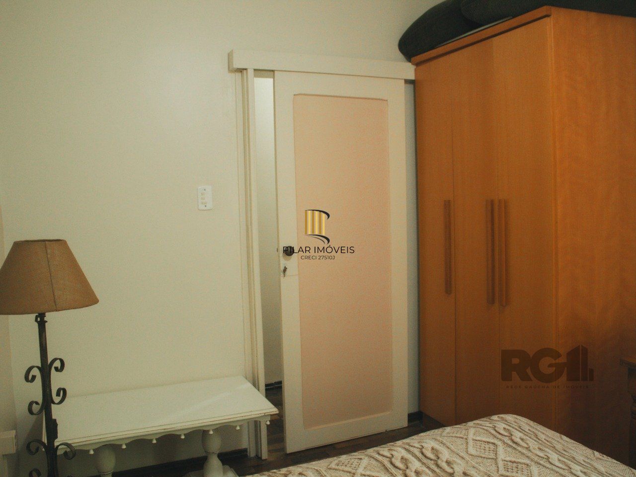 Apartamento 2 dormitórios,na república,próximo Rua Lima e Silva