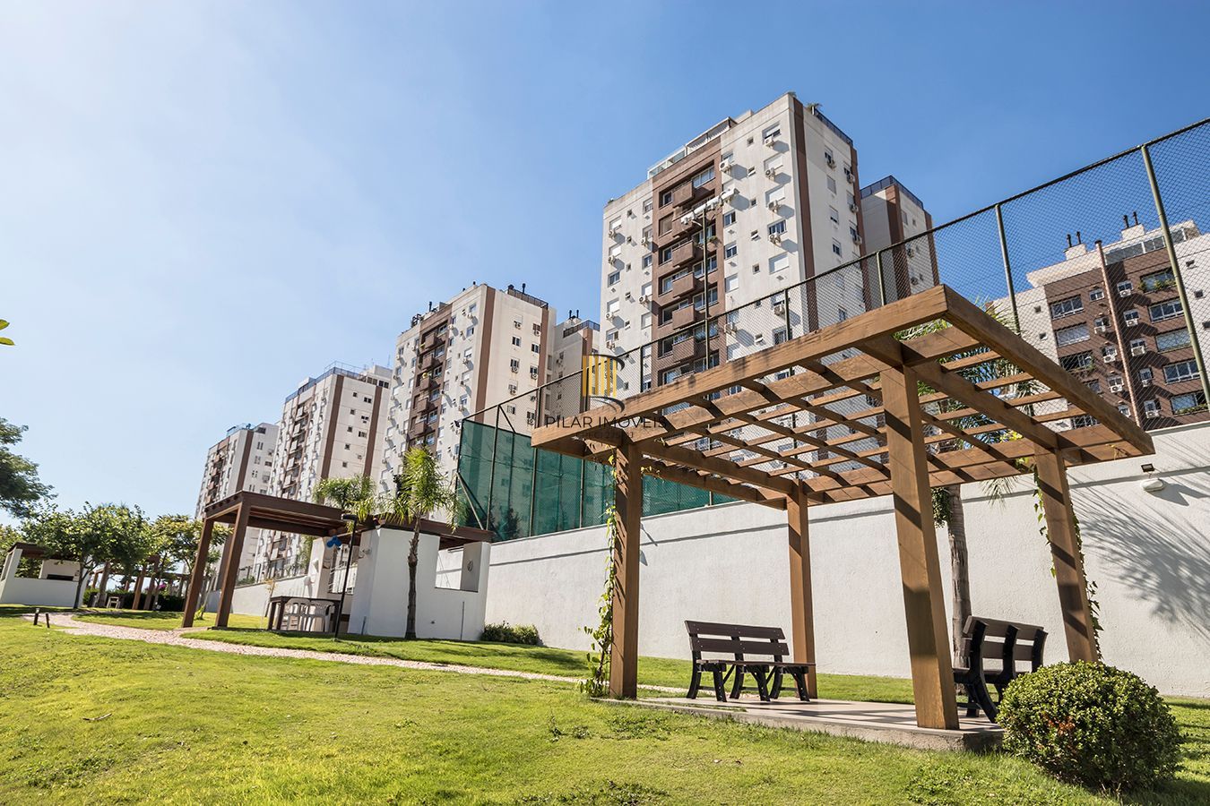 Belo Apartamento no Condominio Vergéis