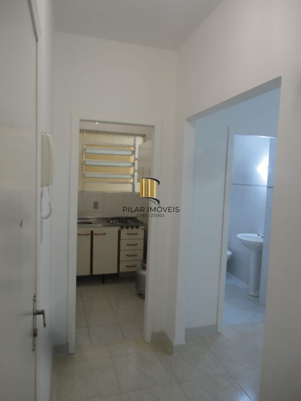 JK recém reformado, 2 piso, elevador, andradas esquina com Bento Martins, centro histórico