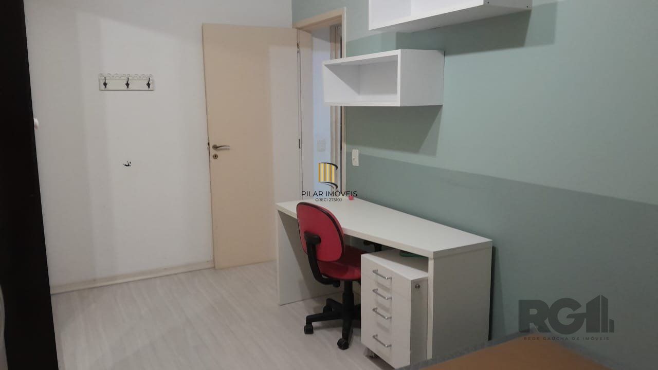 Apartamento 2 quartos,desocupado,silencioso, na Rua Lima e Silva