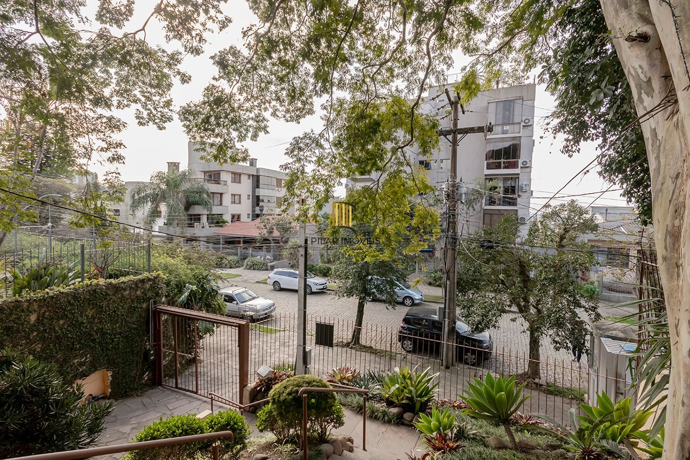 Bela residência,mobiliada e ampla com 222 M2 à venda com EXCLUSIVIDADE !