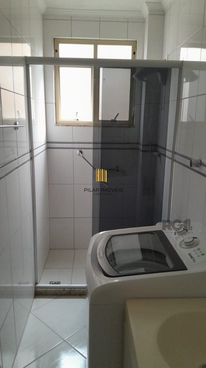 Compre 1 quarto,desocupado,próximo a Rua Lima e Silva e Supermercado Zaffari