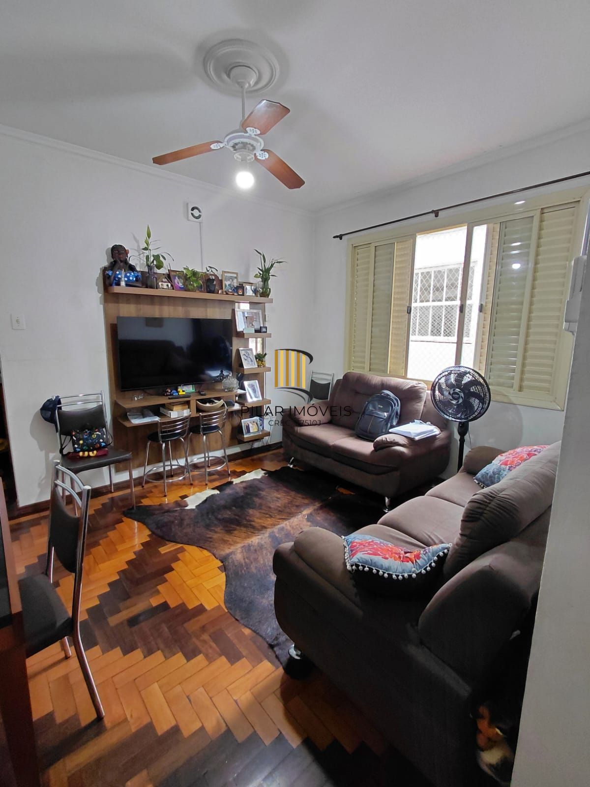 Apartamento 2 dormitórios no bairro Azenha