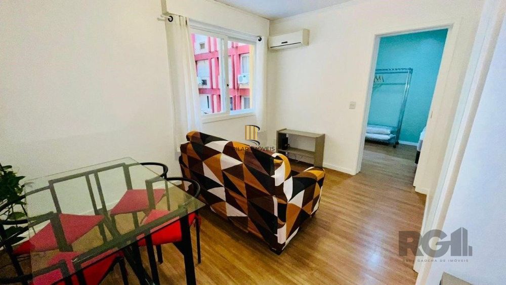 Apartamento de 01 dormitório,Rua Duque de Caxias, no Bairro Centro Histórico
