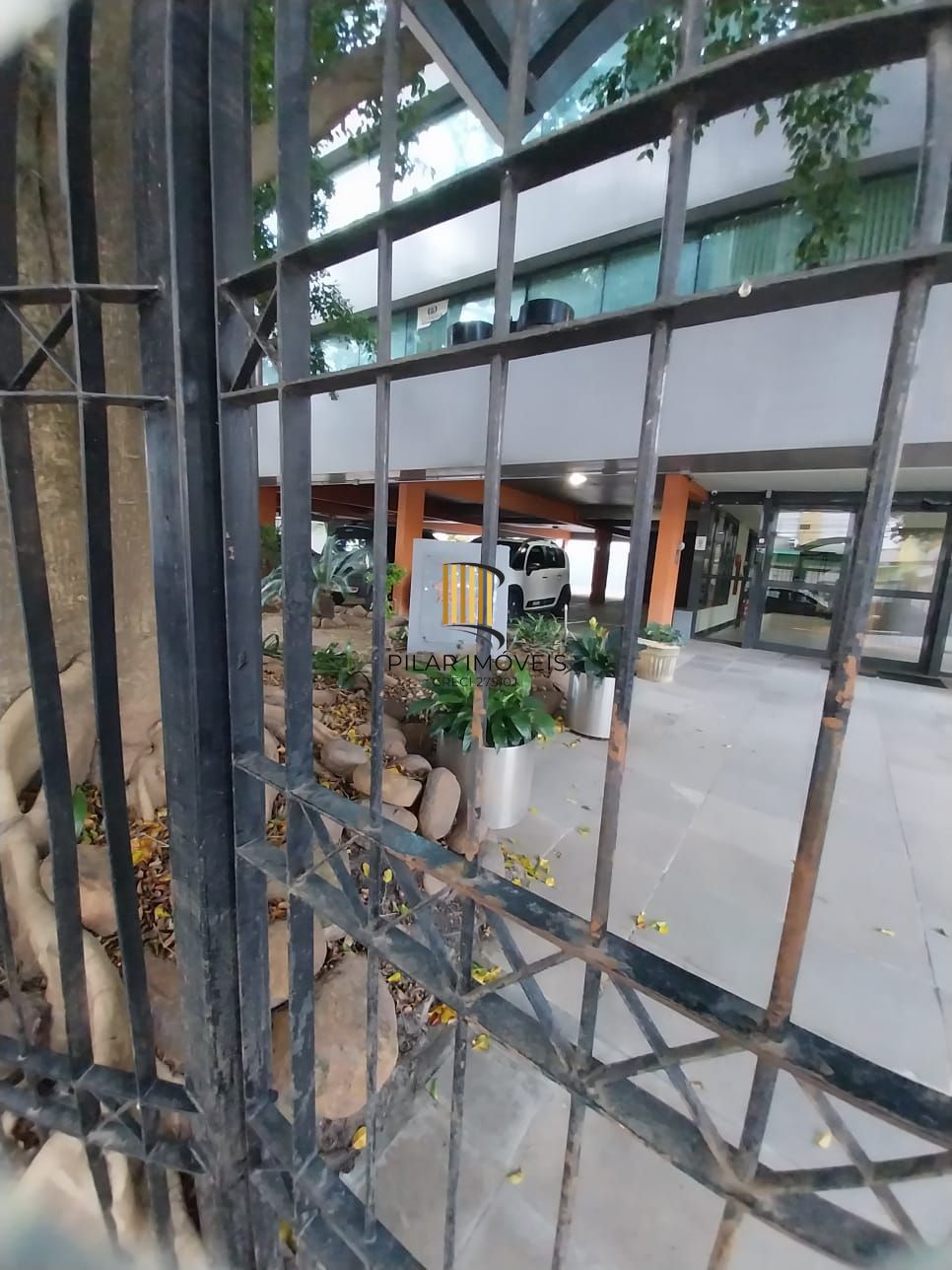 Excelente Conjunto Comercial com BOX, Zona dos Tribunais.