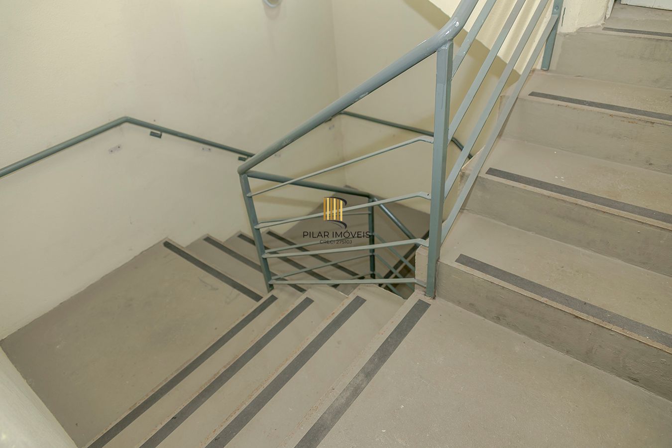 Belo Apartamento no Condominio Vergéis
