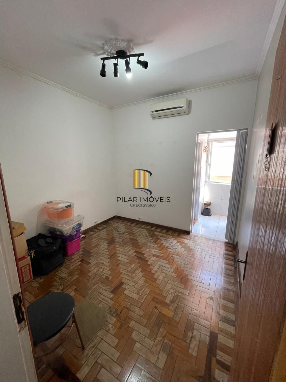 Apartamento 3 dormitórios no bairro Azenha