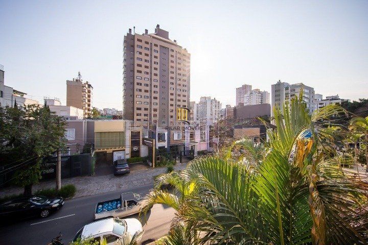 Compre belo apartamento com 141.03 m² privativos,reformado,frente,na  Bordini
