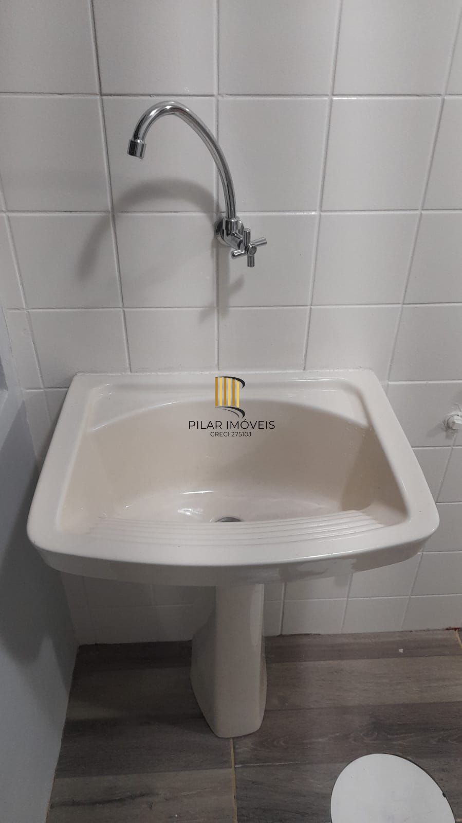 Apto 2D, com vaga, recém reformado, lindo, ocupado, Melhor preço do Sarandi, Porto Alegre!