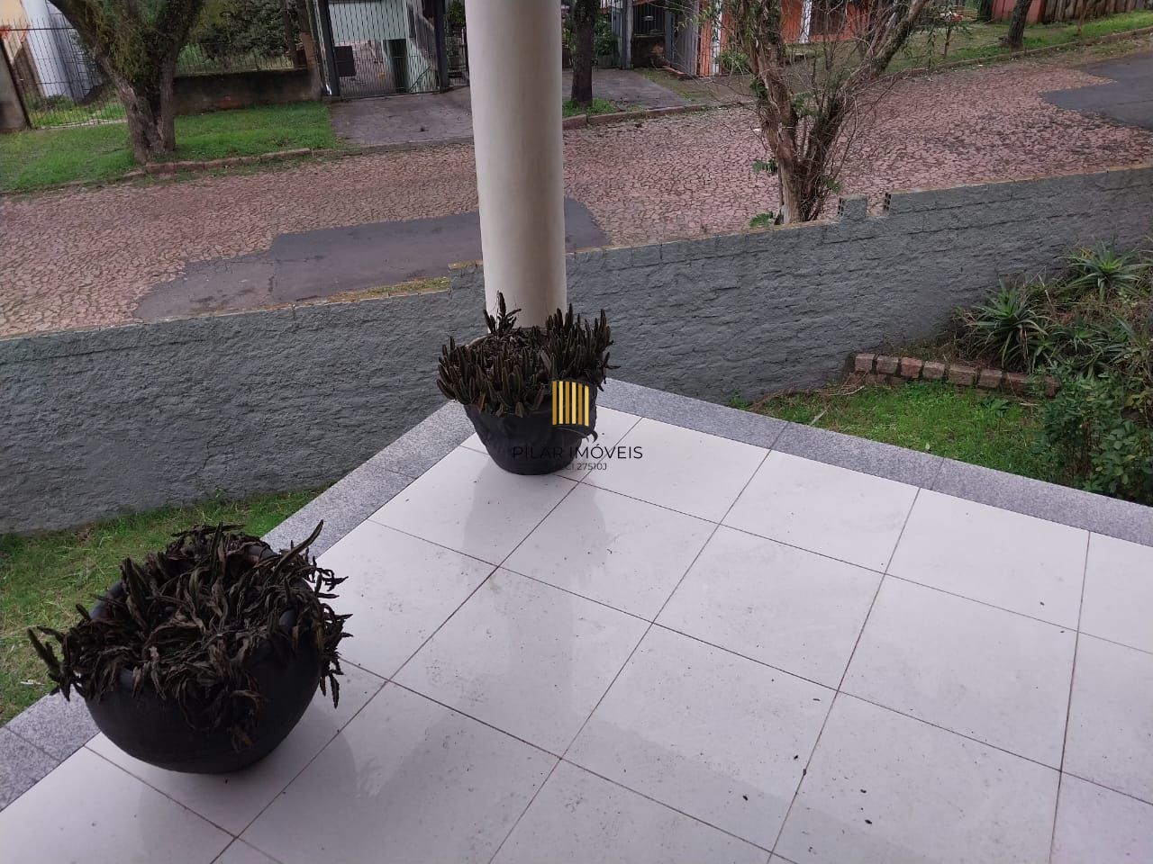 Casa ampla 5 D E 4 Banheiros, 2 vagas - Sta Tereza - Porto Alegre
