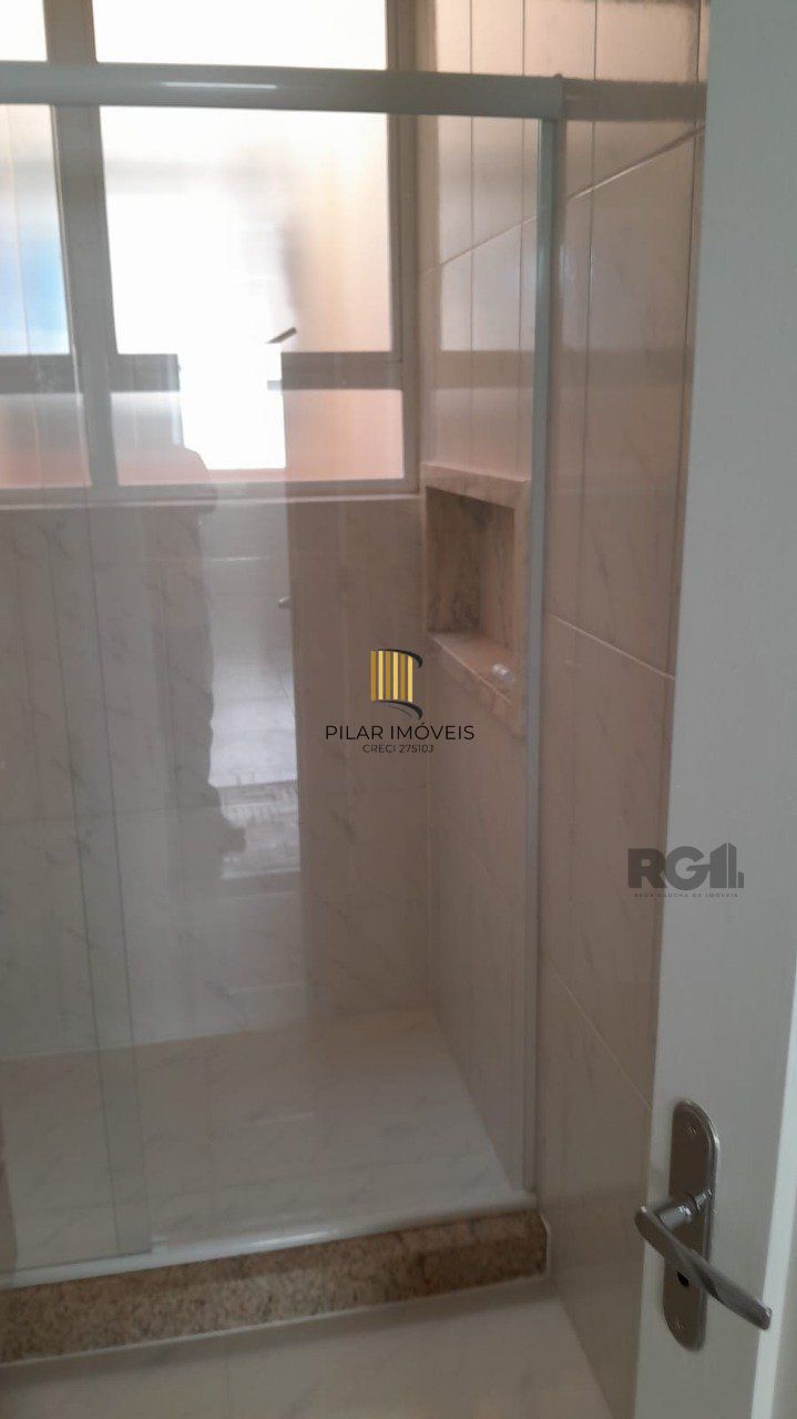 Apartamento 2 dormitórios no bairro Azenha