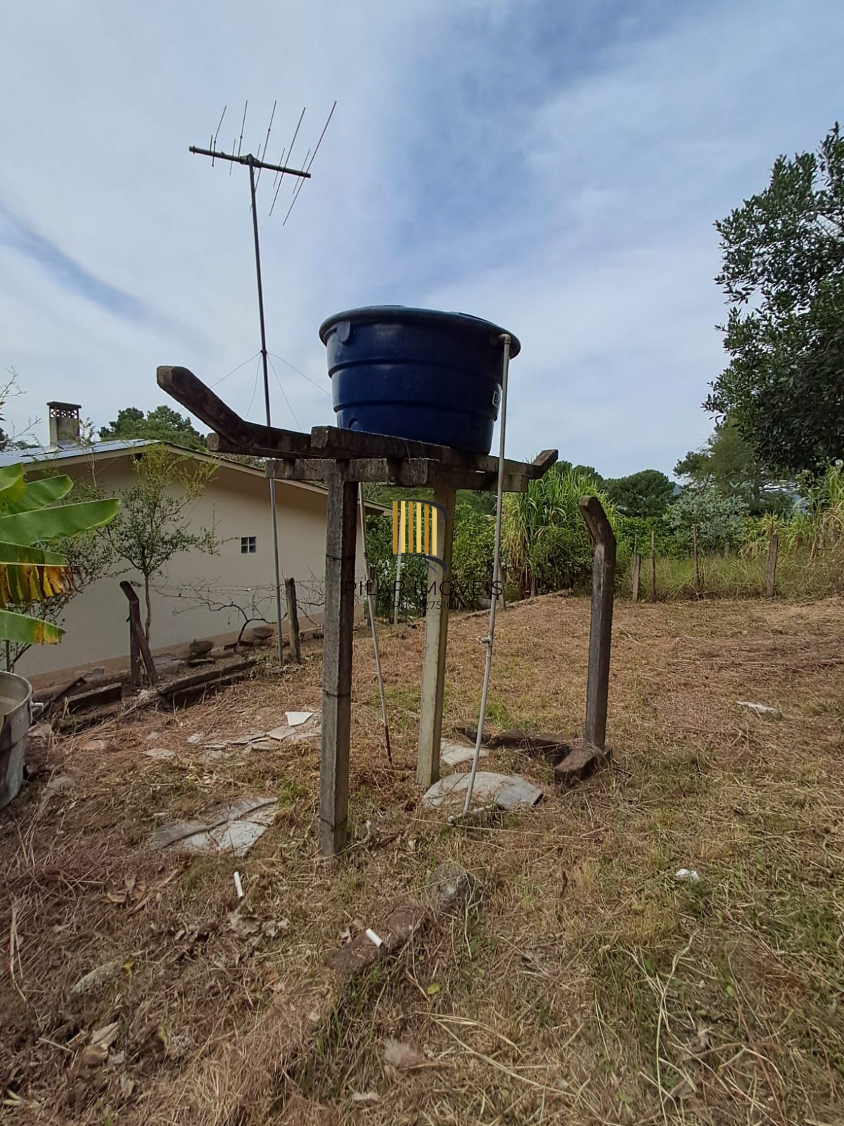 Sítio à Venda com 1390m² e 3 dormitórios,sendo 1 suíte, por R$ 198.000