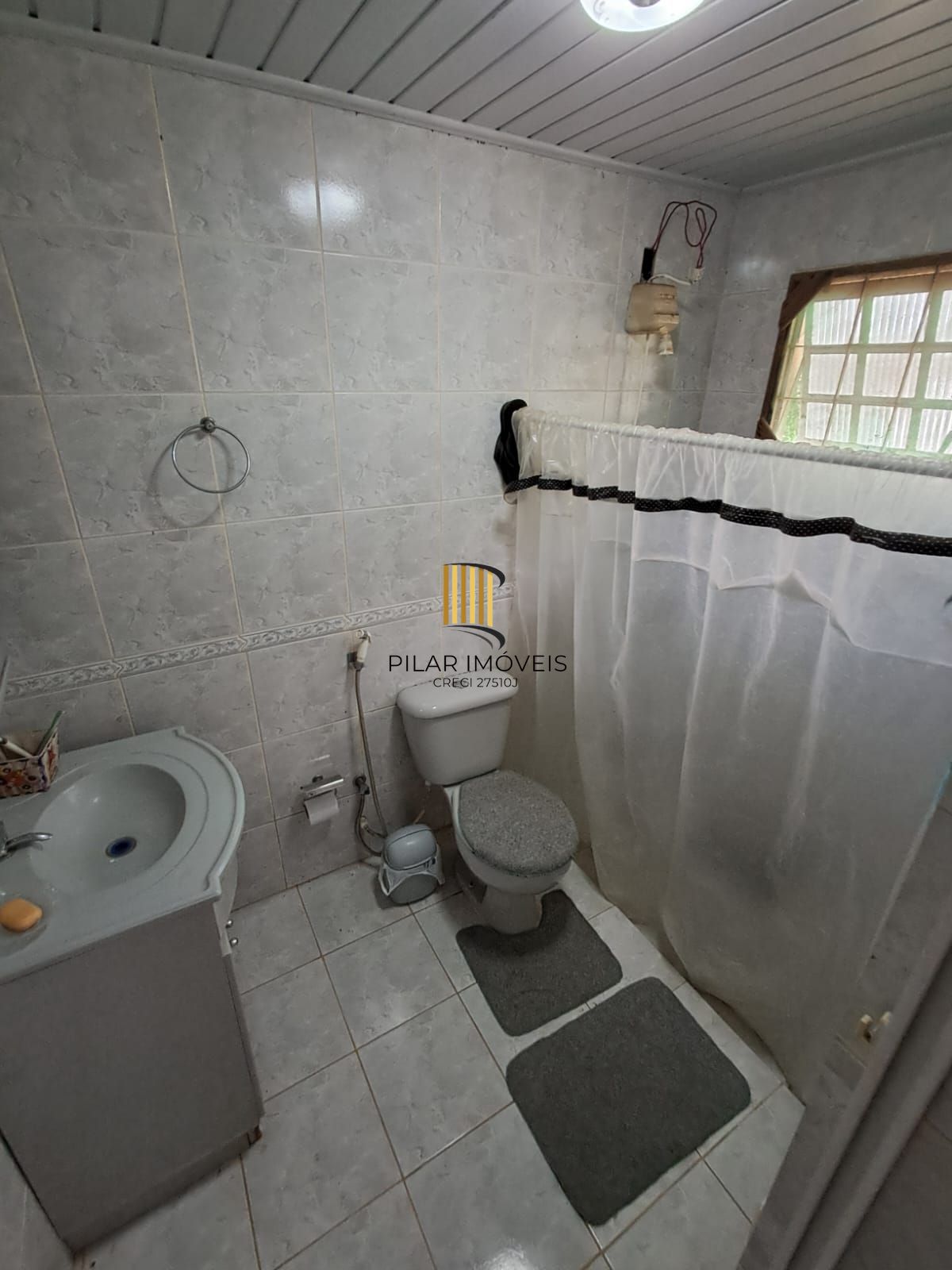 Sítio à Venda com 1390m² e 3 dormitórios,sendo 1 suíte, por R$ 198.000