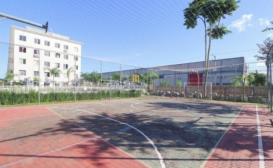 Apartamento com 3 dormitórios, com sacada, no bairro Santos Dumont em São Leopoldo. Condomínio com infra completa, incluindo piscinas adulto e infantil, segurança e portaria 24h.