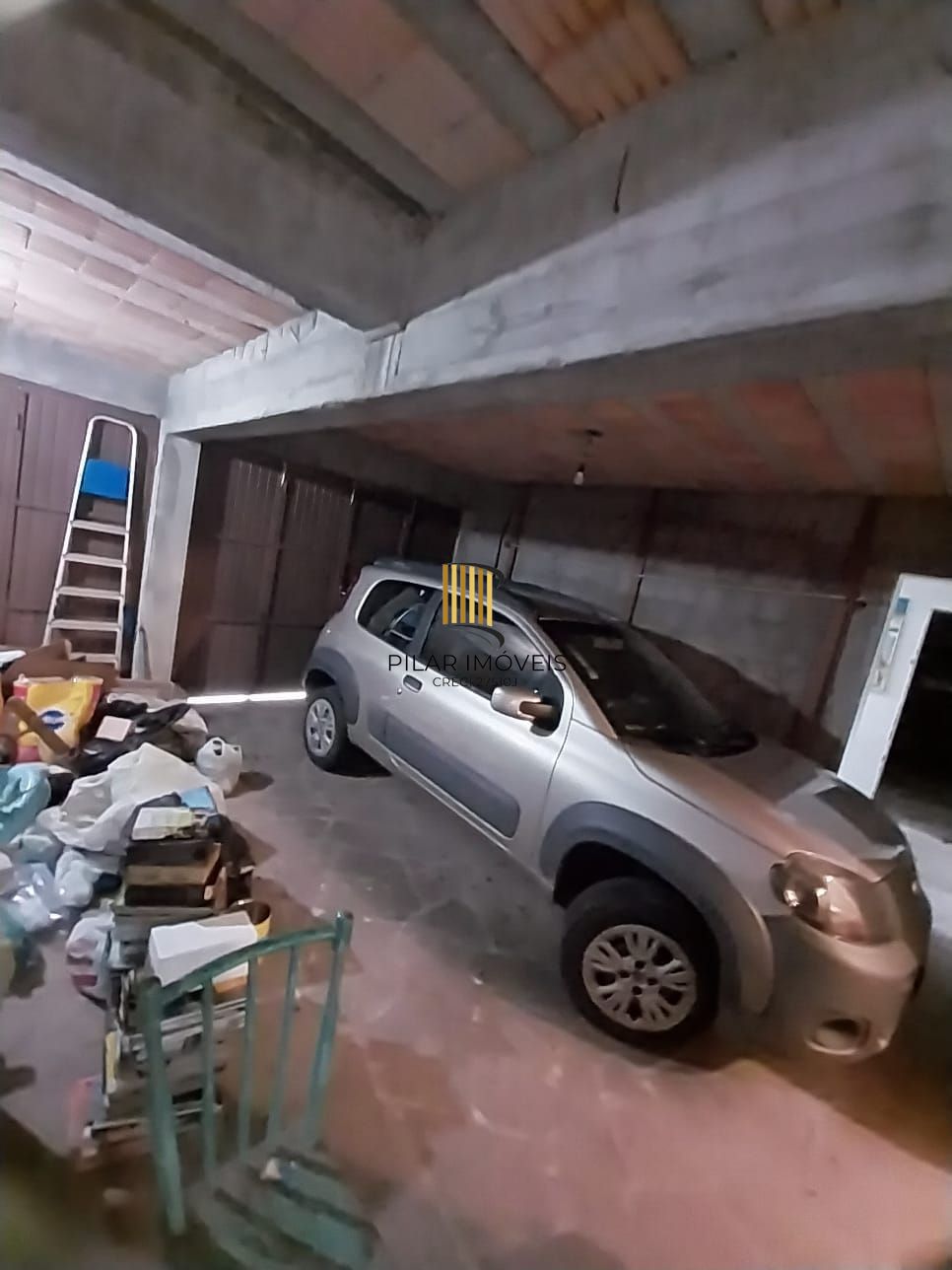 Casa ampla 5 D E 4 Banheiros, 2 vagas - Sta Tereza - Porto Alegre