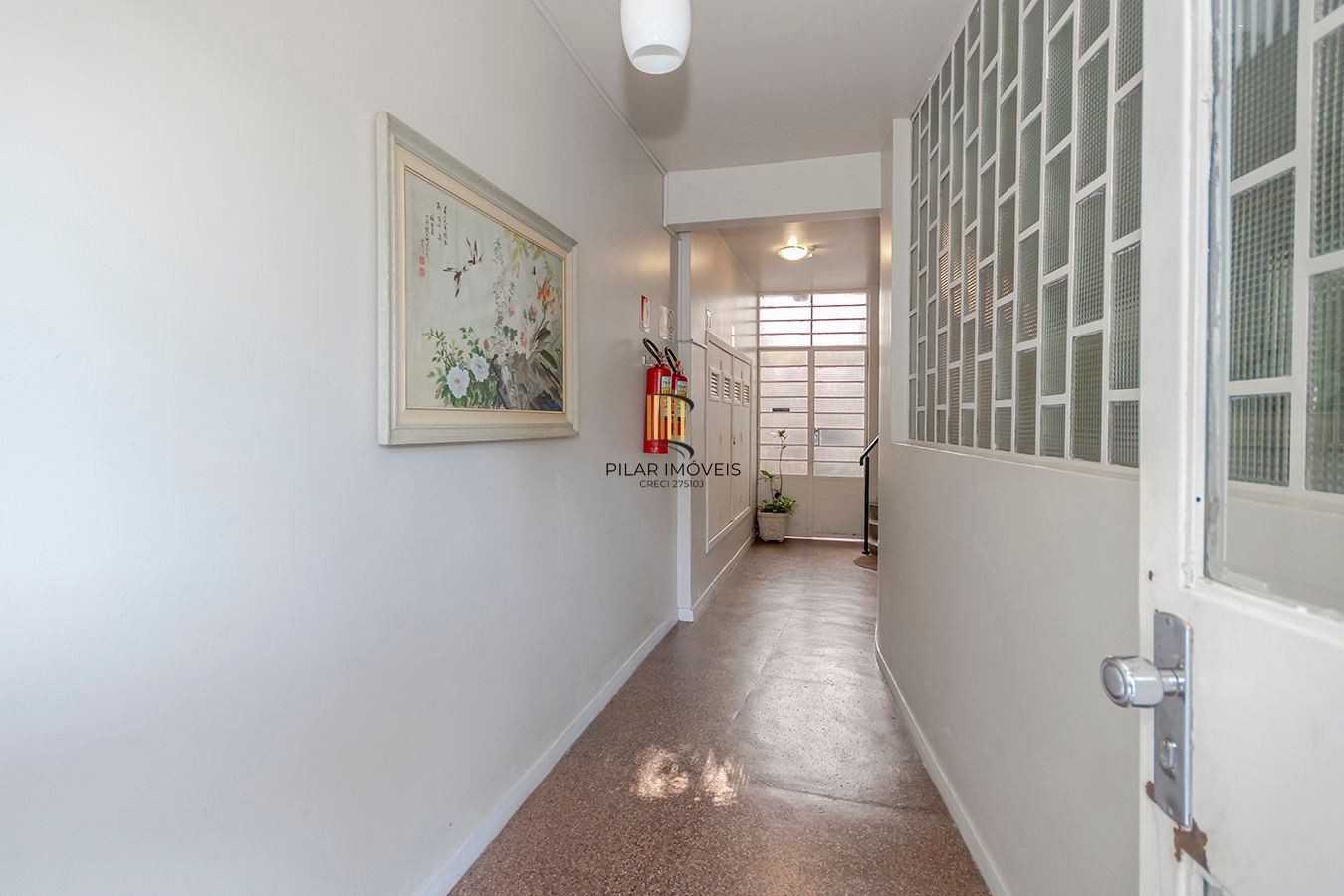 Apto 2dormitórios com 01suíte na Florencio Ygartua