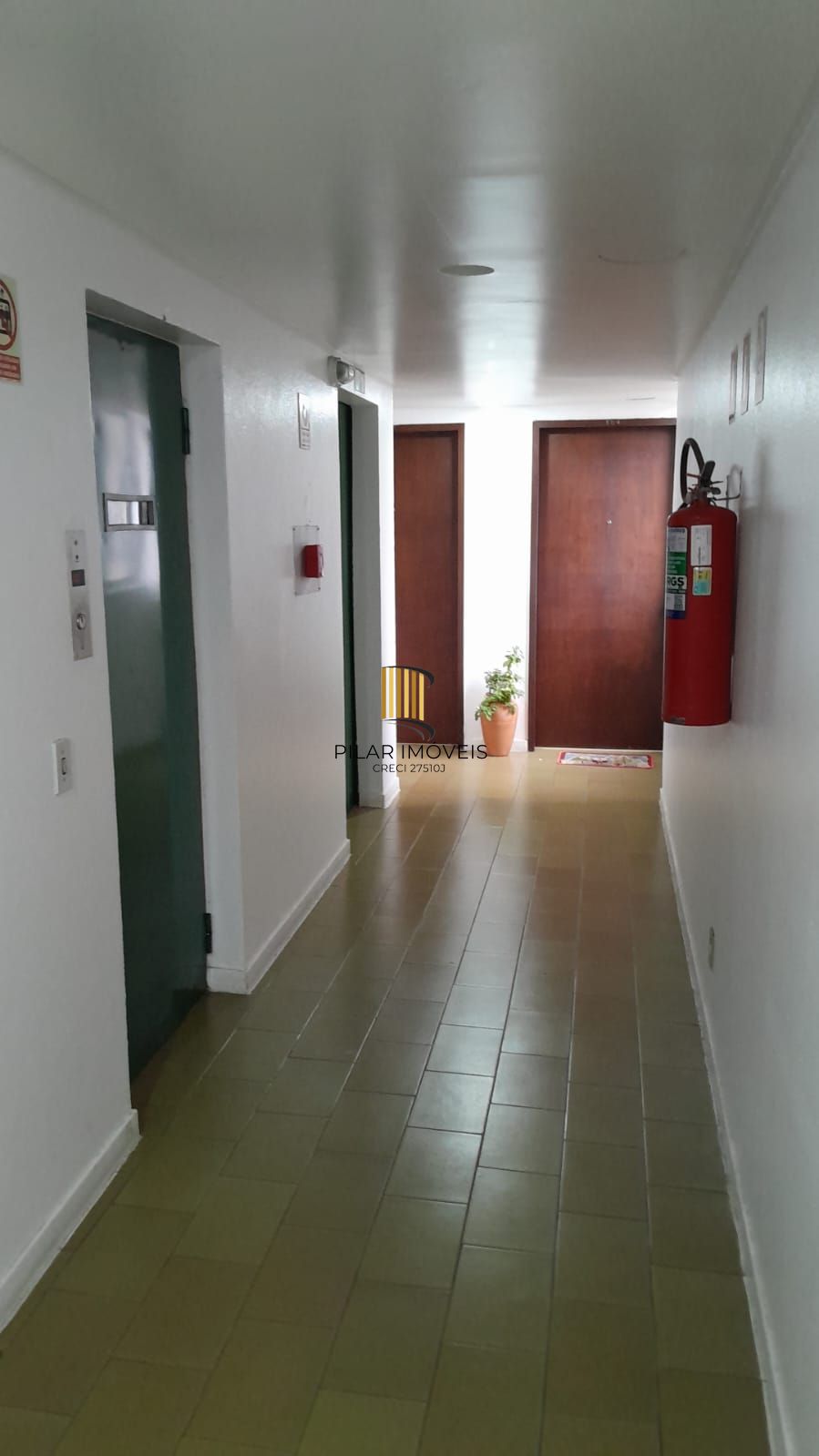 Ótimo 1 quarto,na Fernando Machado,silencioso e linda vista,em Porto ALegre