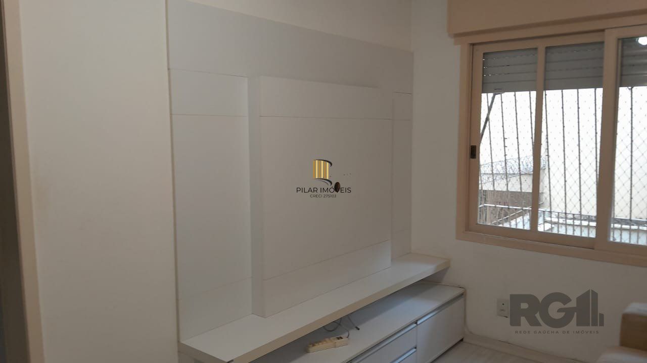 Apartamento 2 quartos,desocupado,silencioso, na Rua Lima e Silva