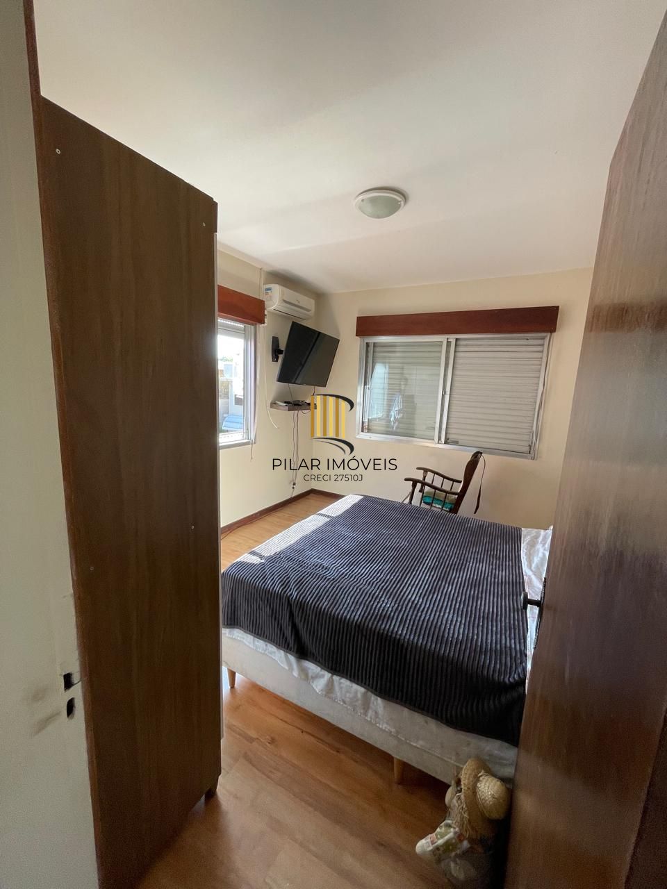 Casa 5 dormitórios no bairro Partenon