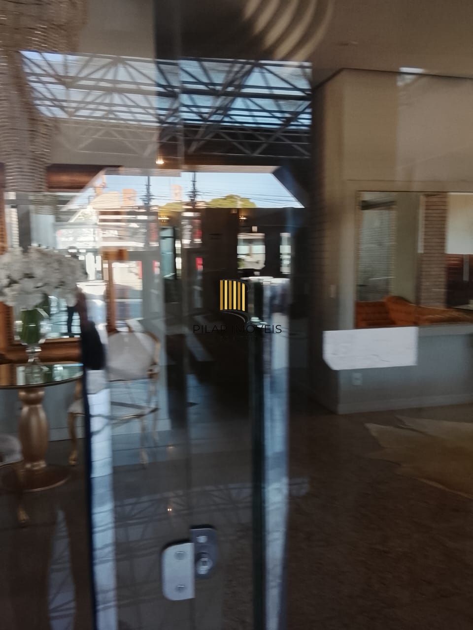 Excelente 2D C/Suíte e vaga coberta Três Figueiras - Porto Alegre