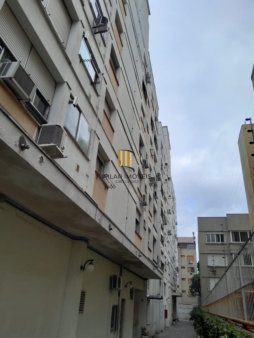 Ótimo apartamento,2 quartos, totalmente reformado, 2boxes escriturados - Pilar Imóveis