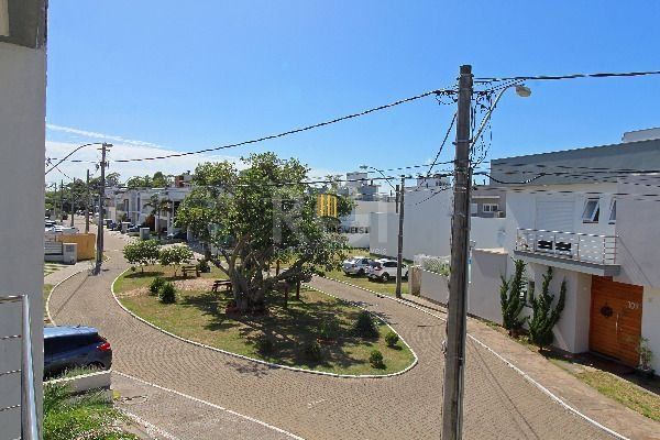 Casa Condominio em Porto Alegre, no bairro Aberta Dos Morros, com 3 dormitório(s), e 3 banheiros, à venda.