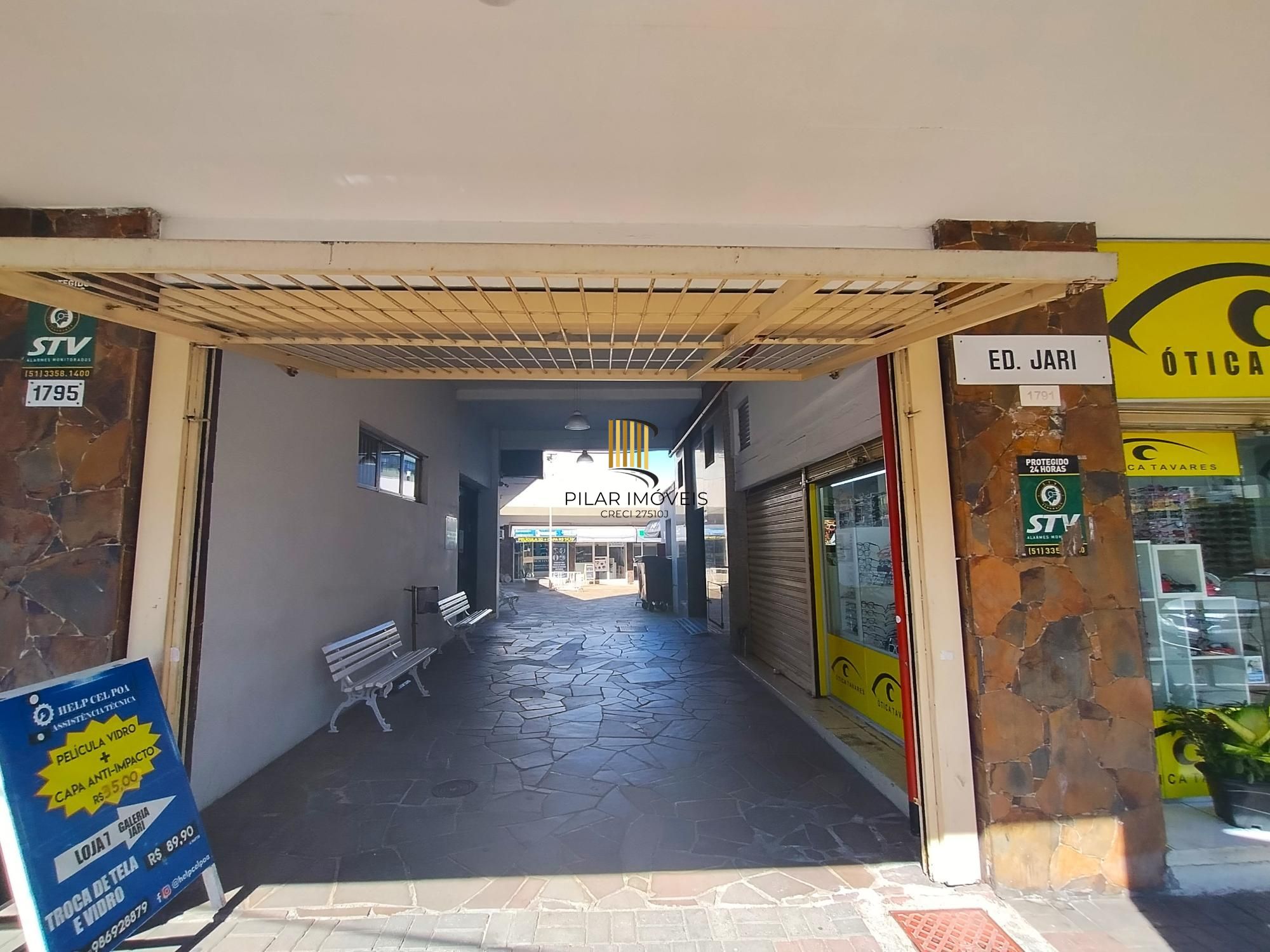 Sala Comercial na Av. Assis Brasil – Ótima Localização