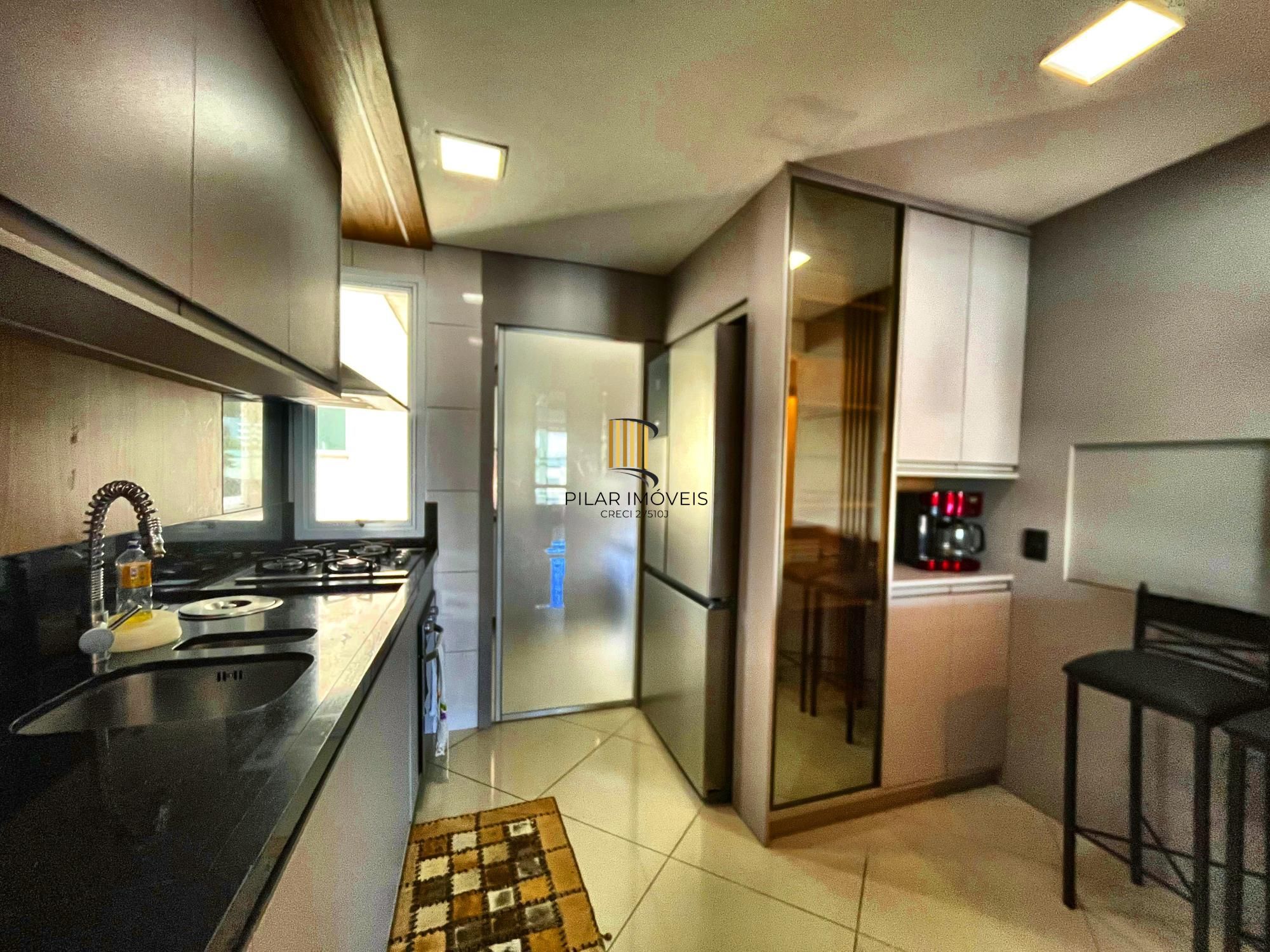 Apartamento alto padrão 105m² com 3 dormitórios, suíte e churrasqueira