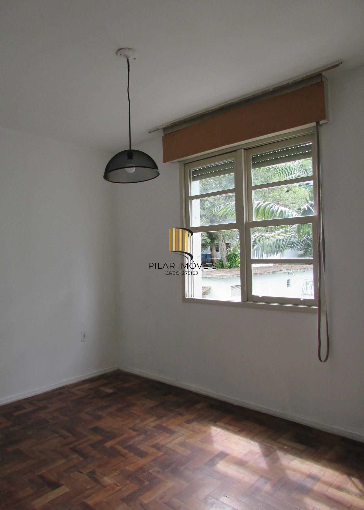 Apartamento 2 dormitórios no bairro Cristal