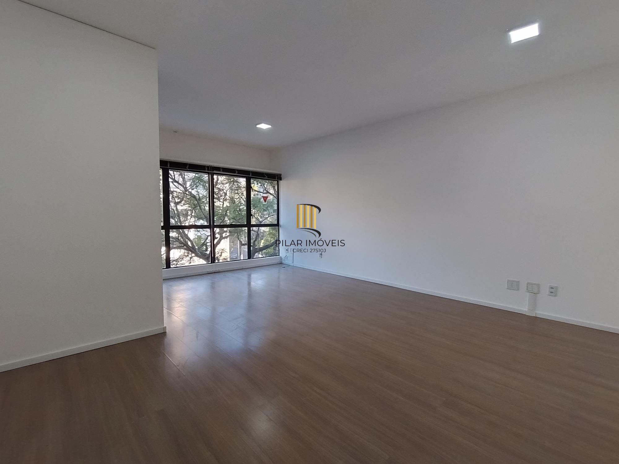 Conjunto Comercial com Garagem no 5º Andar – Venda ou Locação