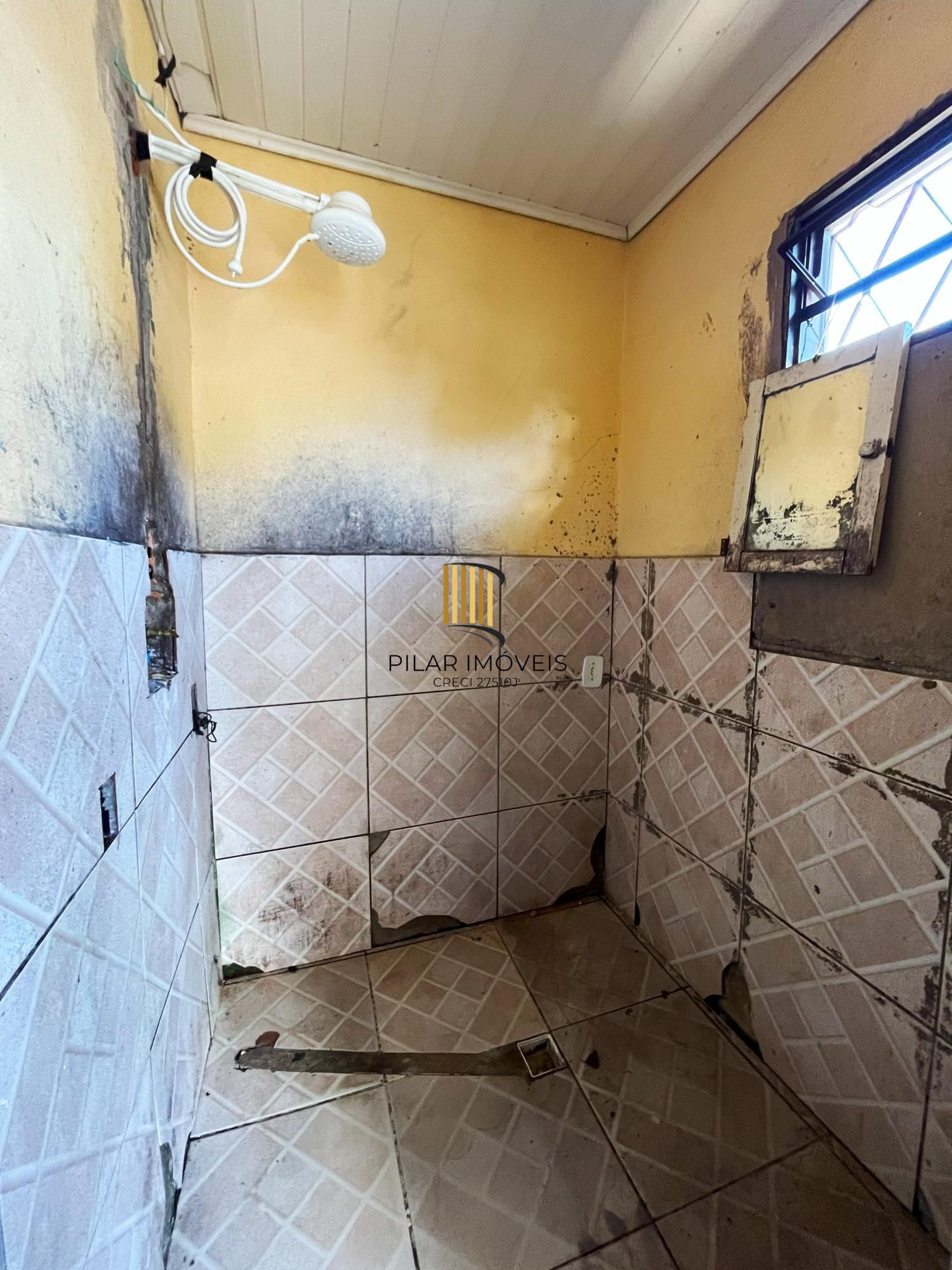 Ponto Comercial com Pátio para 14 Vagas em Local de Alto Fluxo