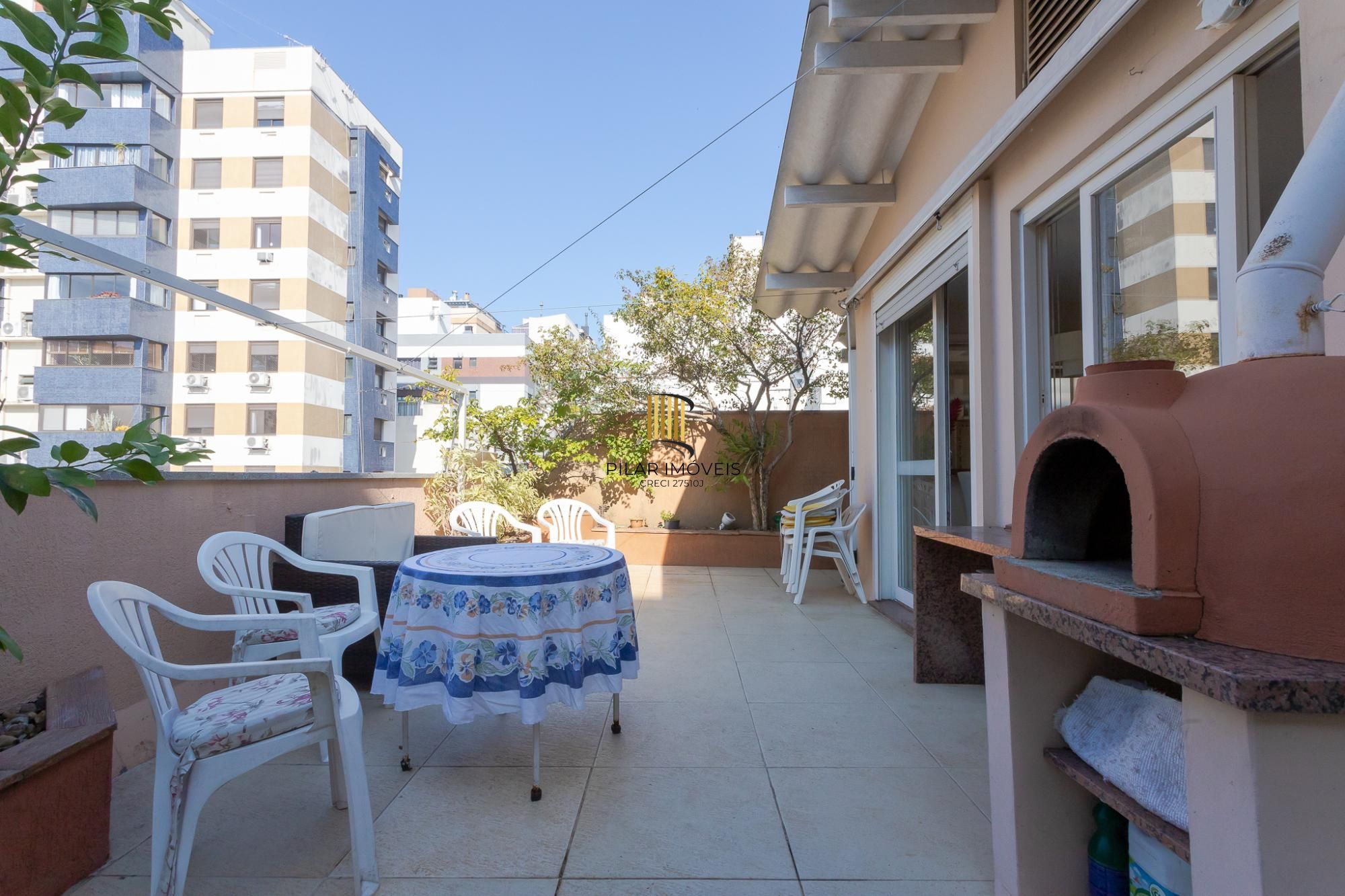 Cobertura 4 dormitórios no bairro Auxiliadora