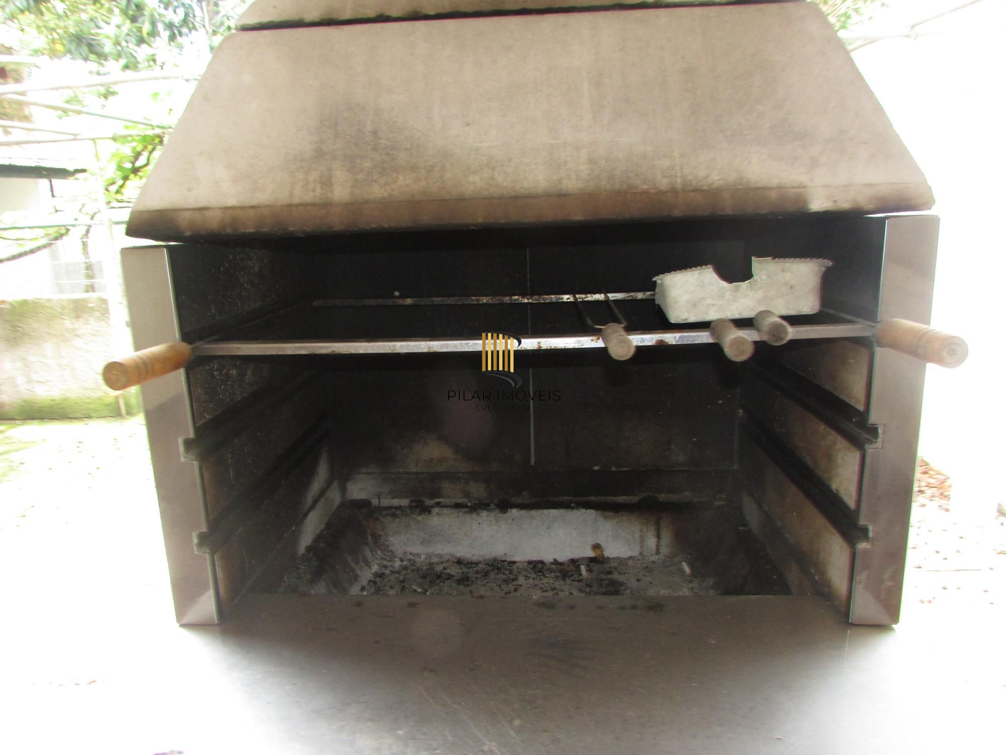 Casa 2 dormitórios no bairro São João