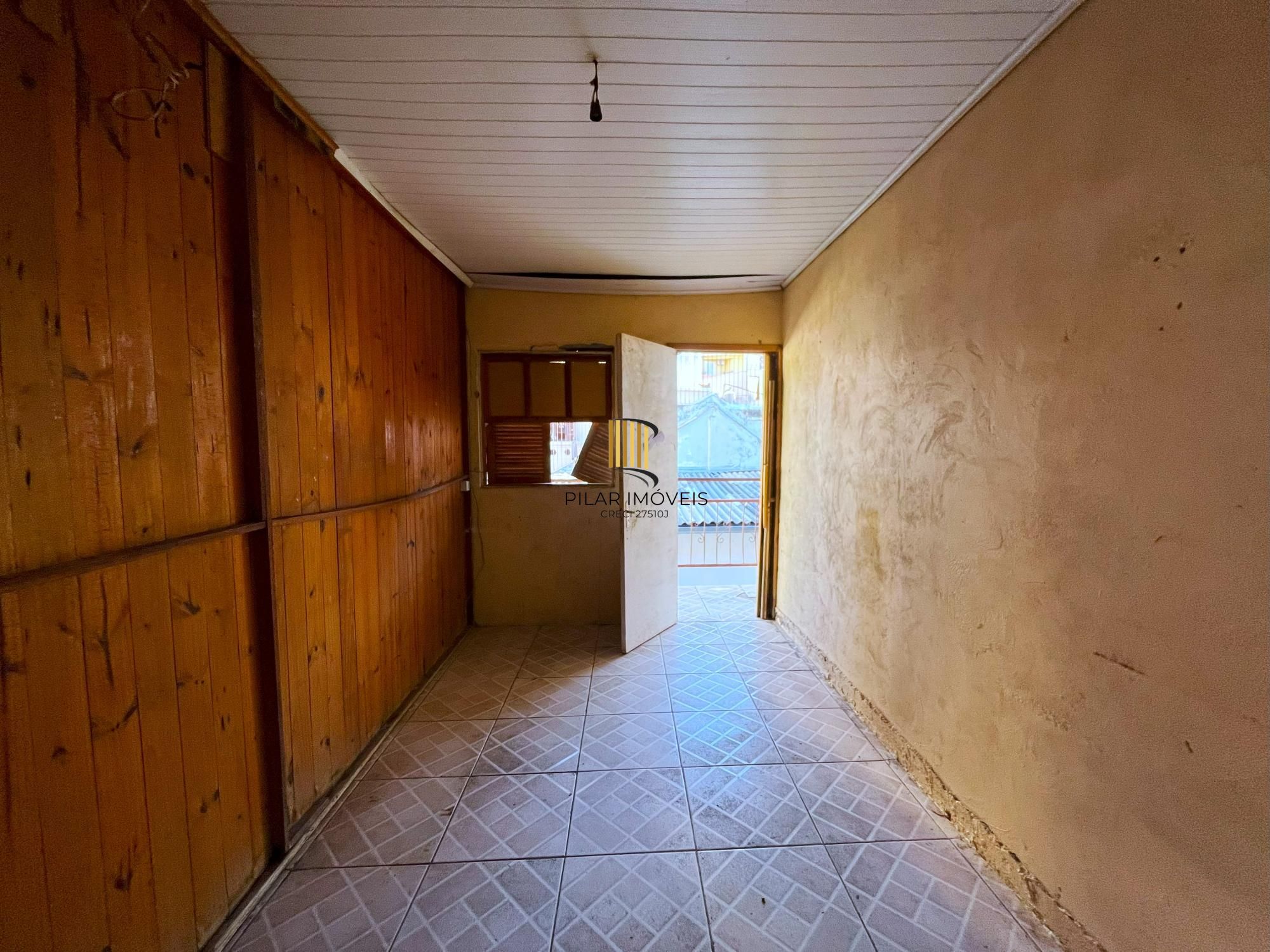 Ponto Comercial com Pátio para 14 Vagas em Local de Alto Fluxo