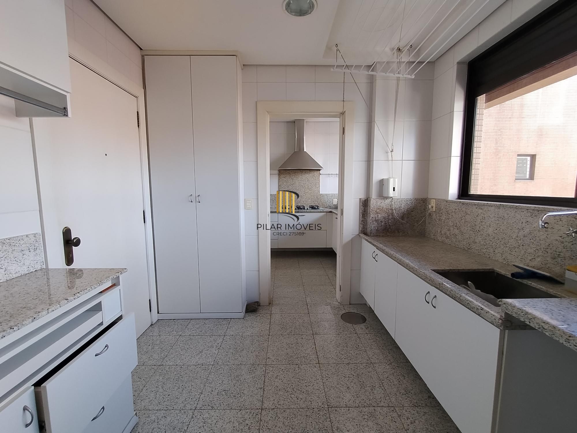 Apartamento de Alto Padrão no Bairro Petrópolis