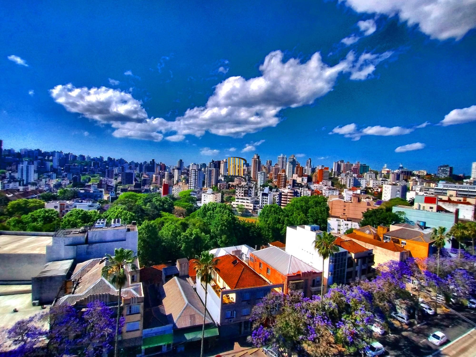 Conjunto comercial ensolarado no Petrópolis | 24,7 m² | Elevador