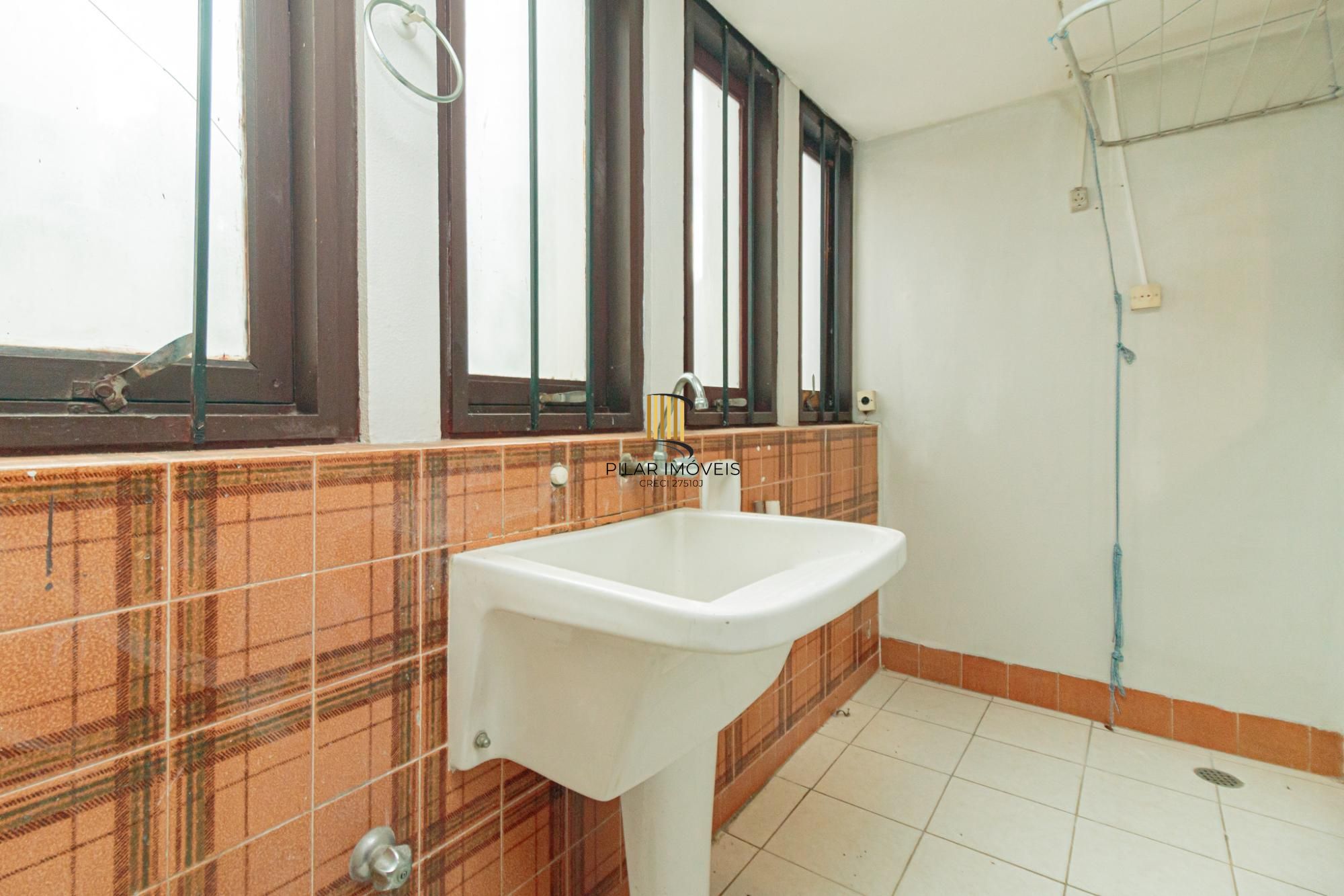 Apartamento 3 dormitórios no bairro Moinhos de Vento