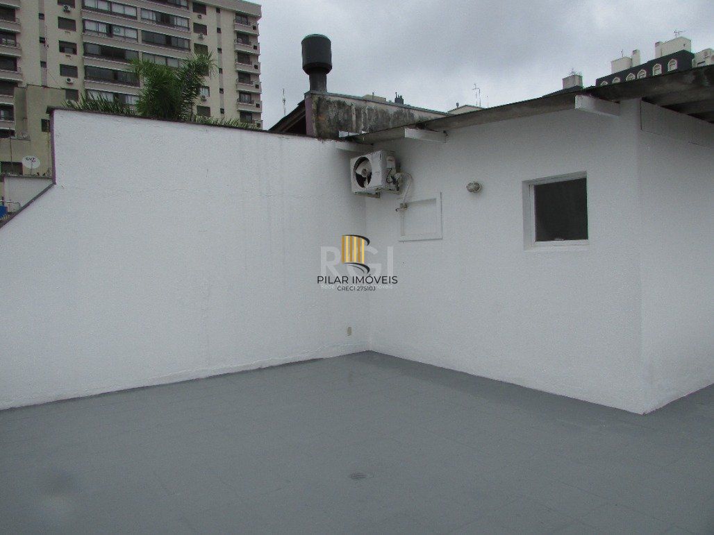 Cobertura 2 dormitórios no bairro Mont Serrat