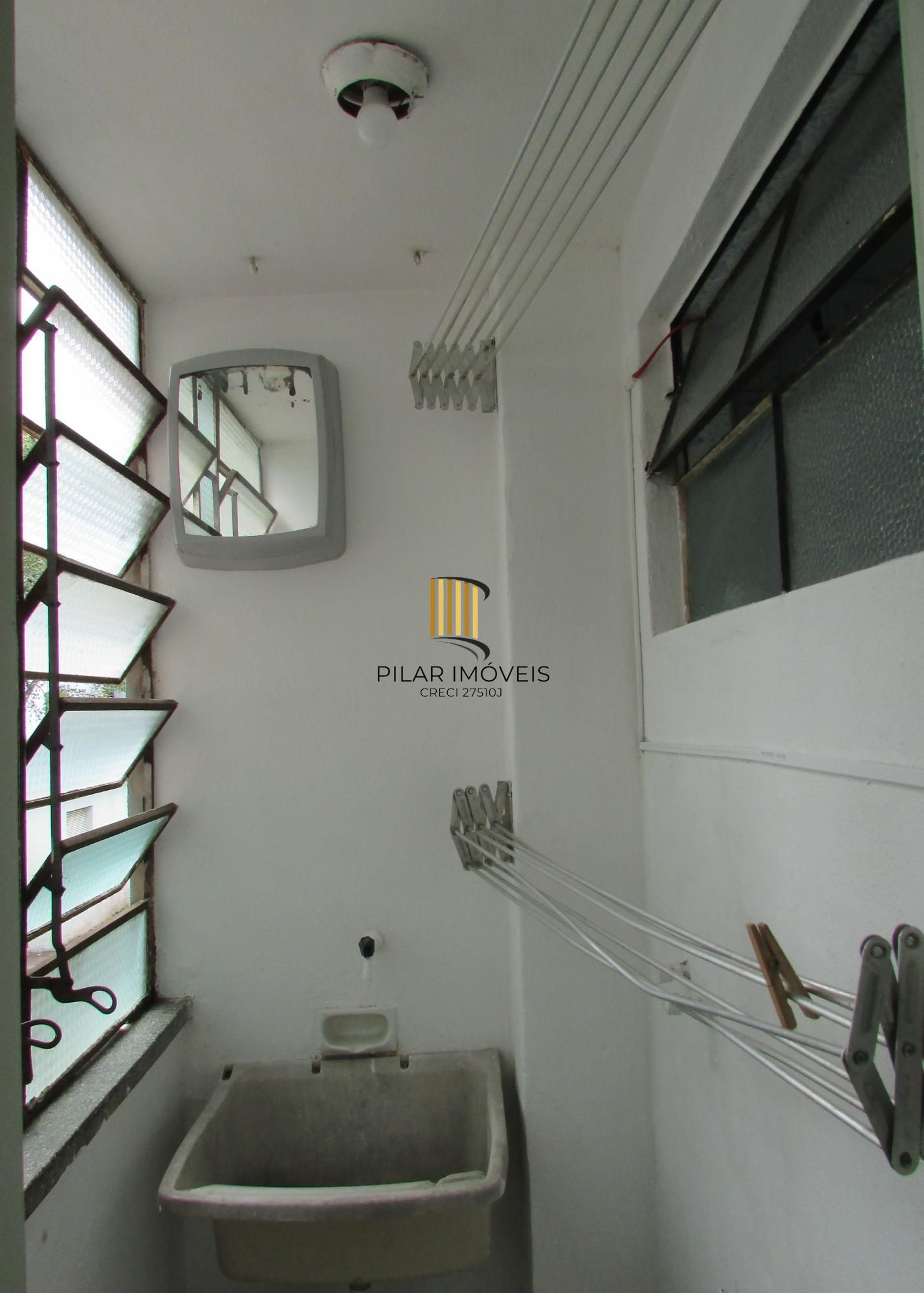 Apartamento 2 dormitórios no bairro Cristal