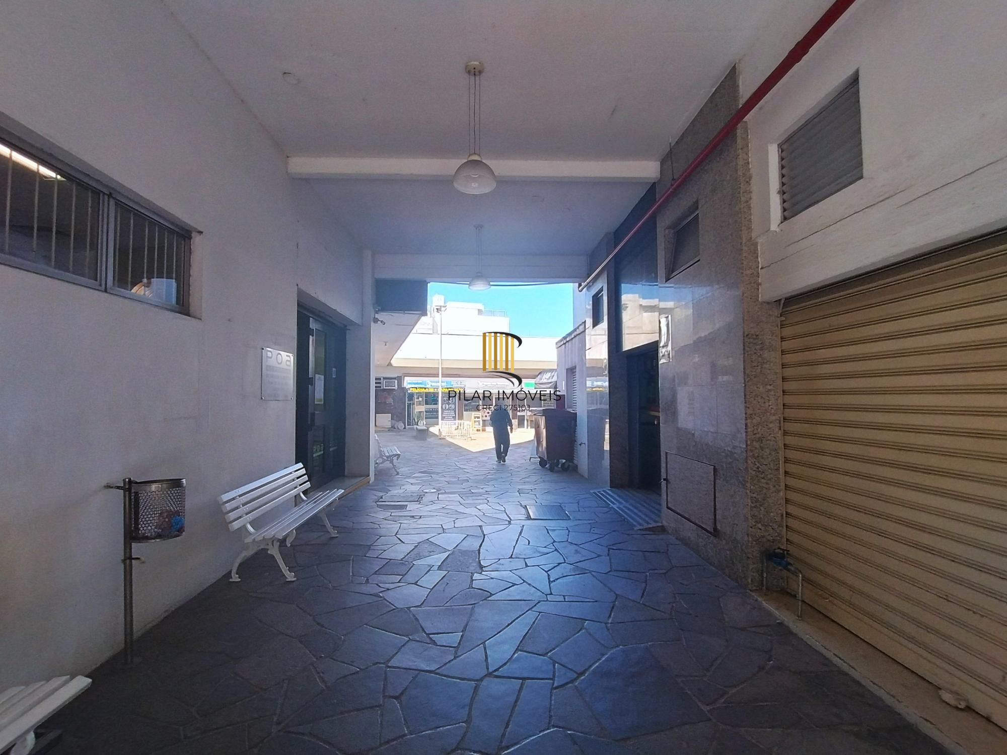 Sala Comercial na Av. Assis Brasil – Ótima Localização