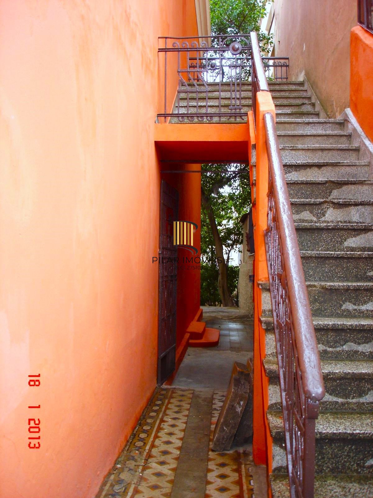 Prédio comercial charmoso com arquitetura diferenciada à venda