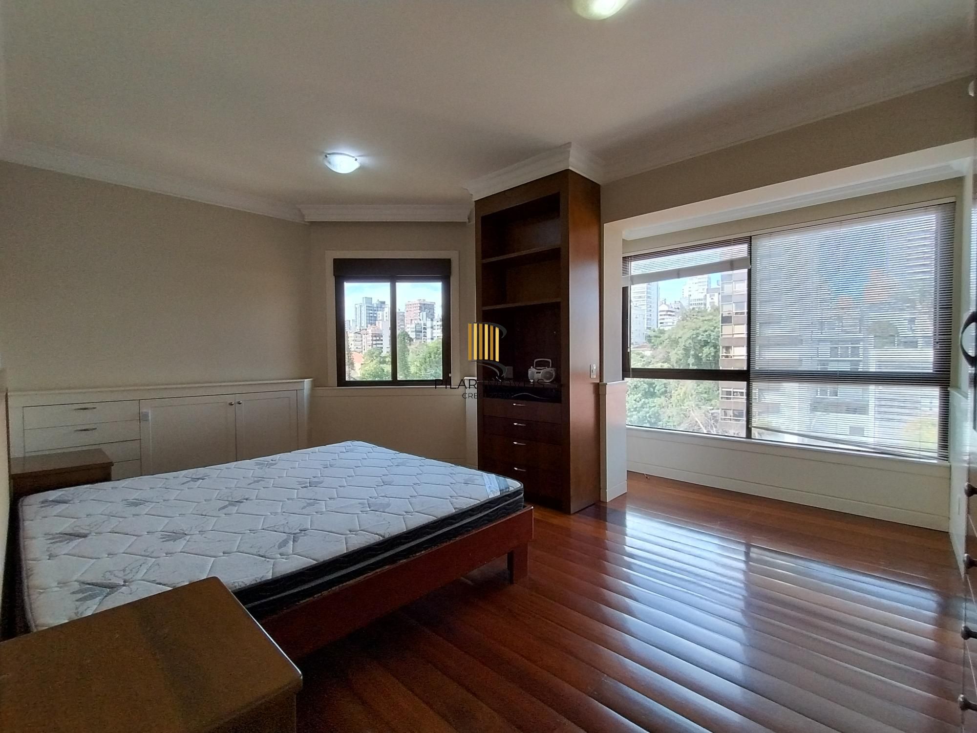 Apartamento de Alto Padrão no Bairro Petrópolis