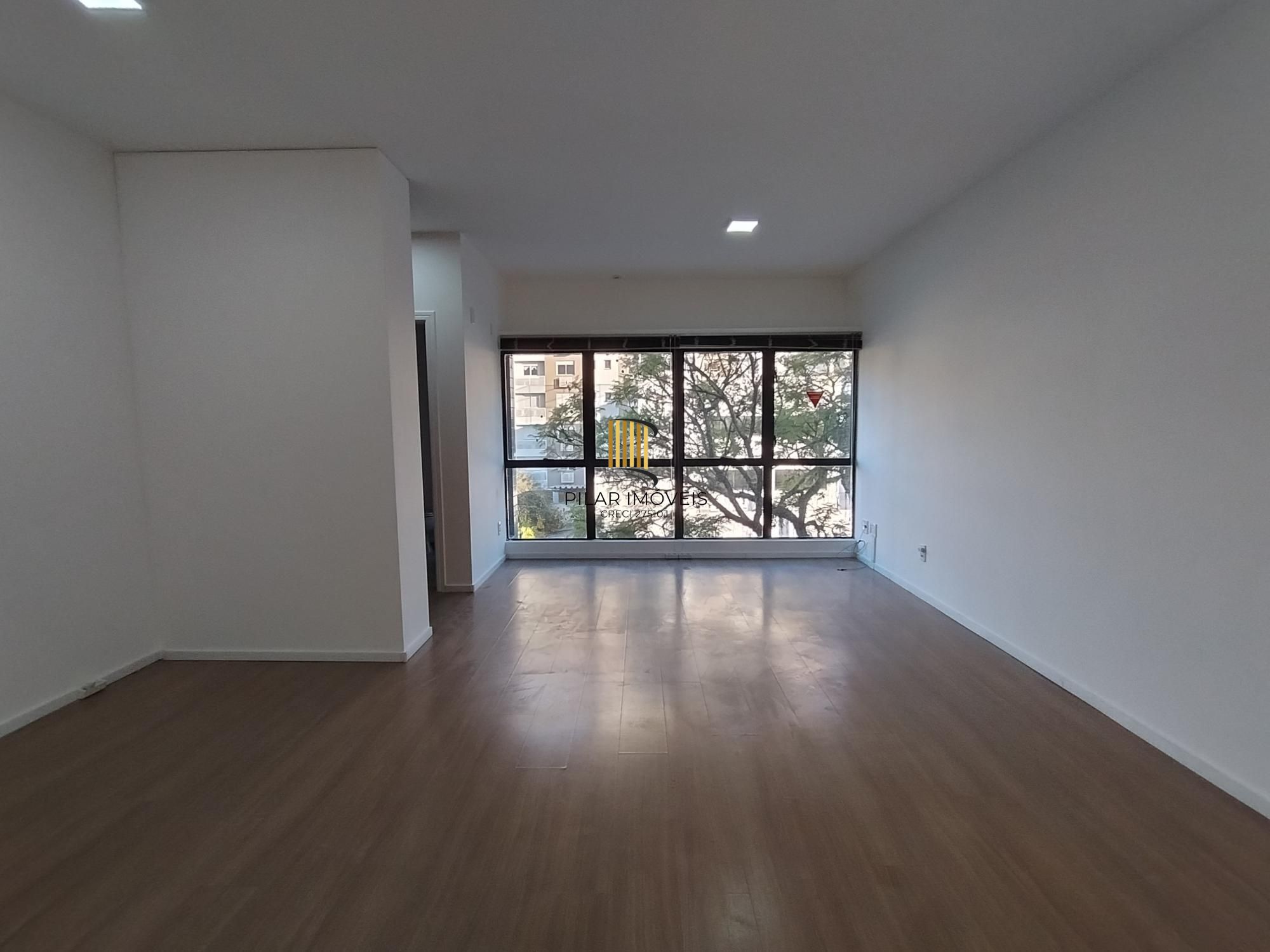 Conjunto Comercial com Garagem no 5º Andar – Venda ou Locação