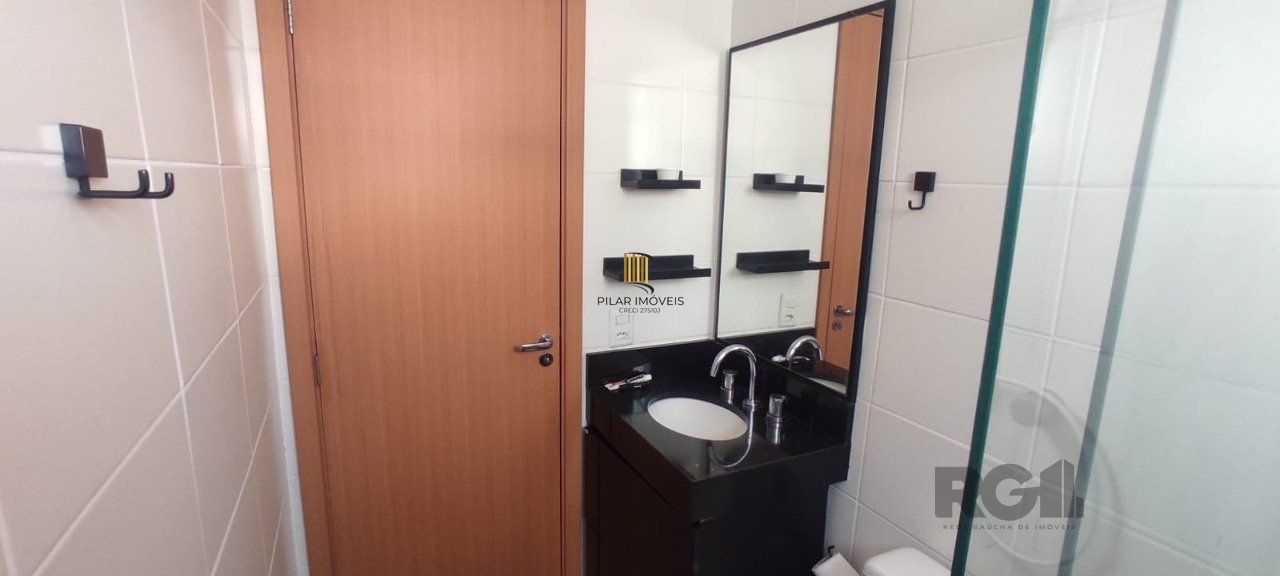 Apartamento 2 dormitórios no bairro Humaitá