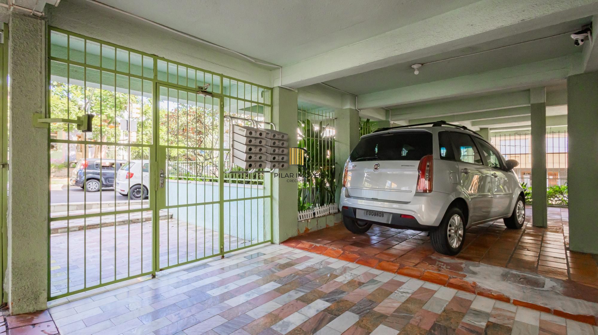 Apartamento 2 dormitórios no bairro Passo da Areia