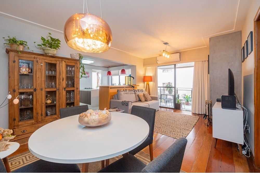 Excelente apartamento Mobiliado e pronto para morar no coração do bairro Mont'Serrat